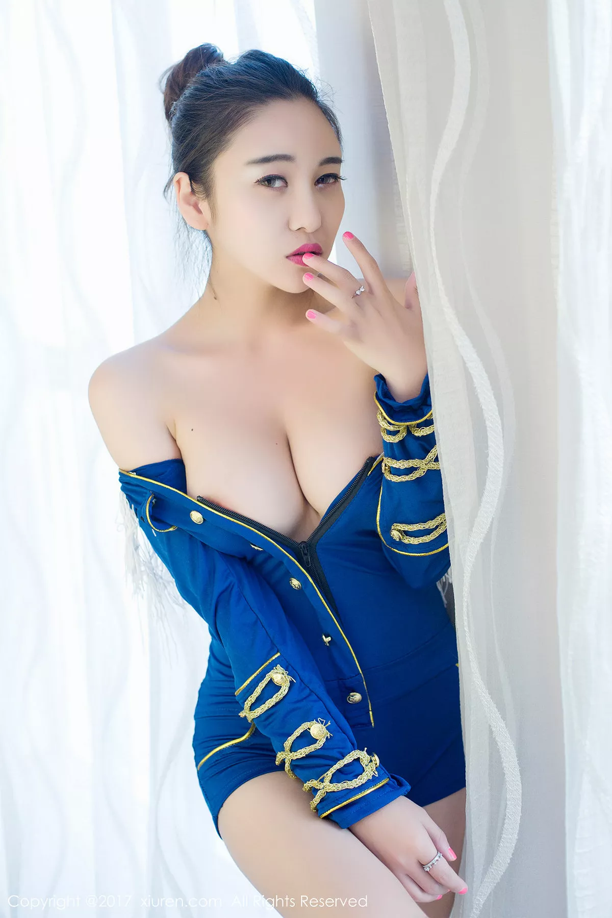 李梓熙写真