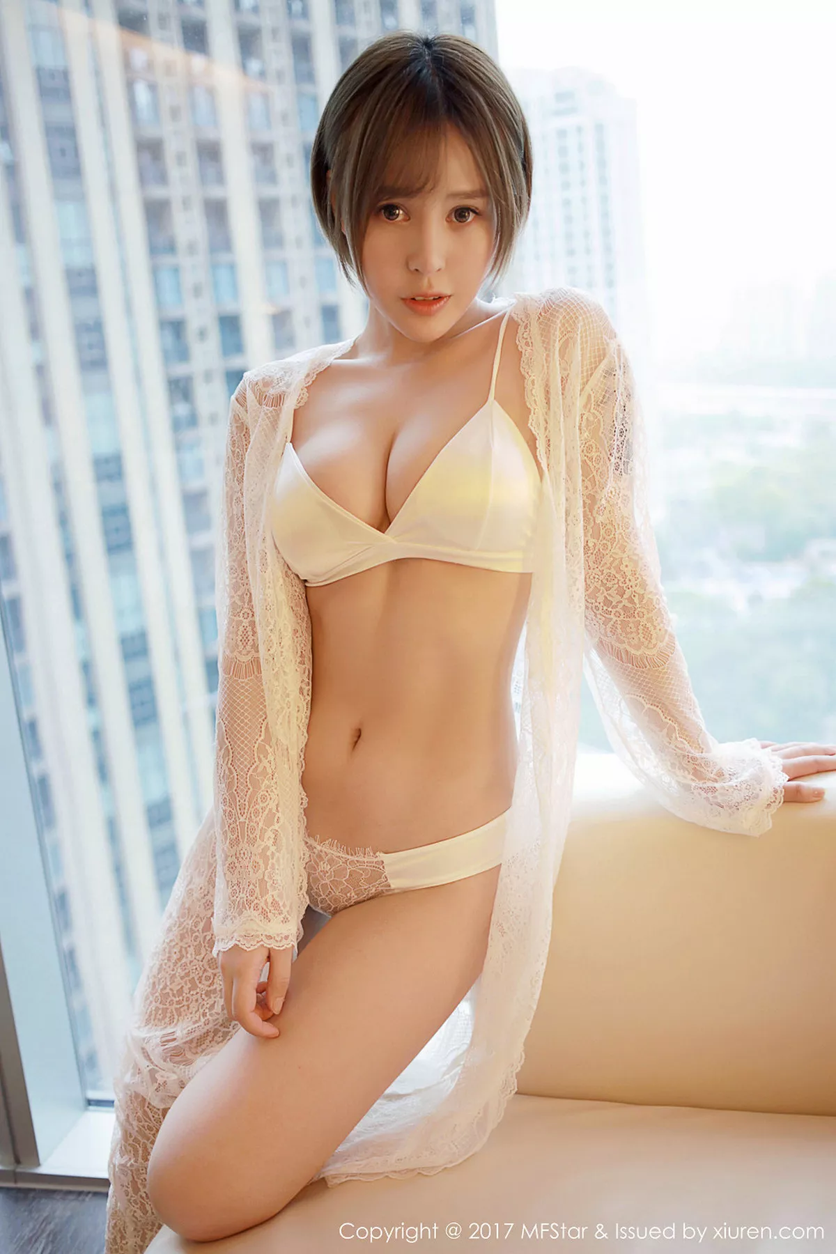 Evelyn艾莉写真