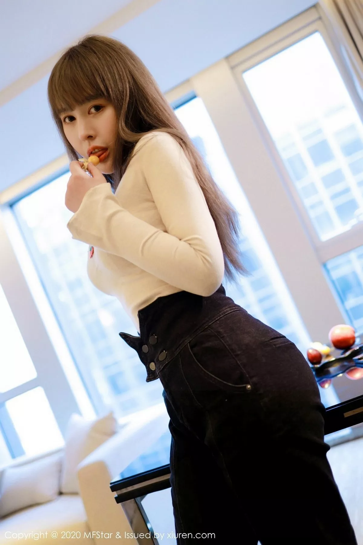 艾莉写真