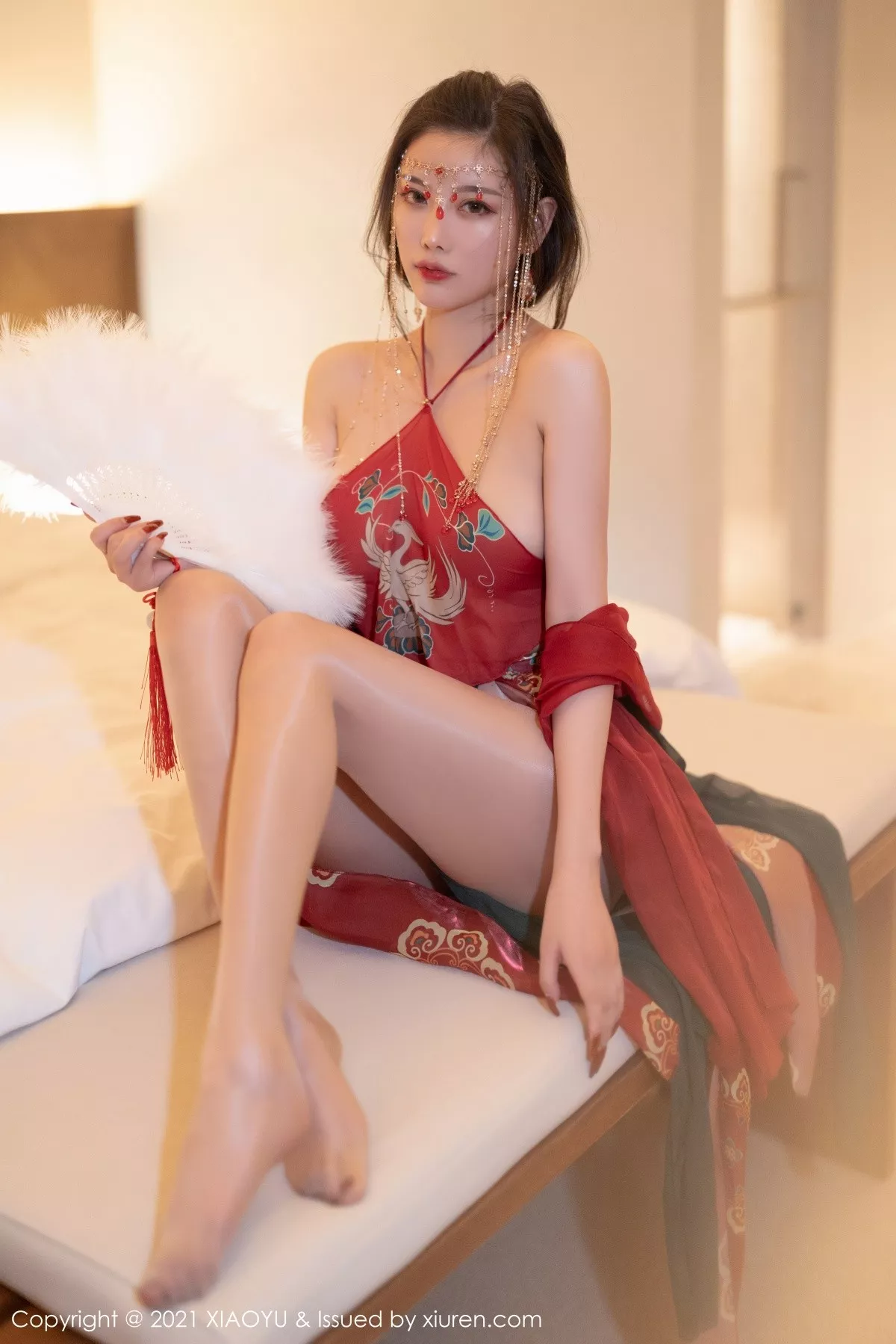 秀人集.com_[XiaoYu画语界]Vol.688_女神杨晨晨sugar丽江心愿旅拍私房红色古装肚兜撩人诱惑写真83P