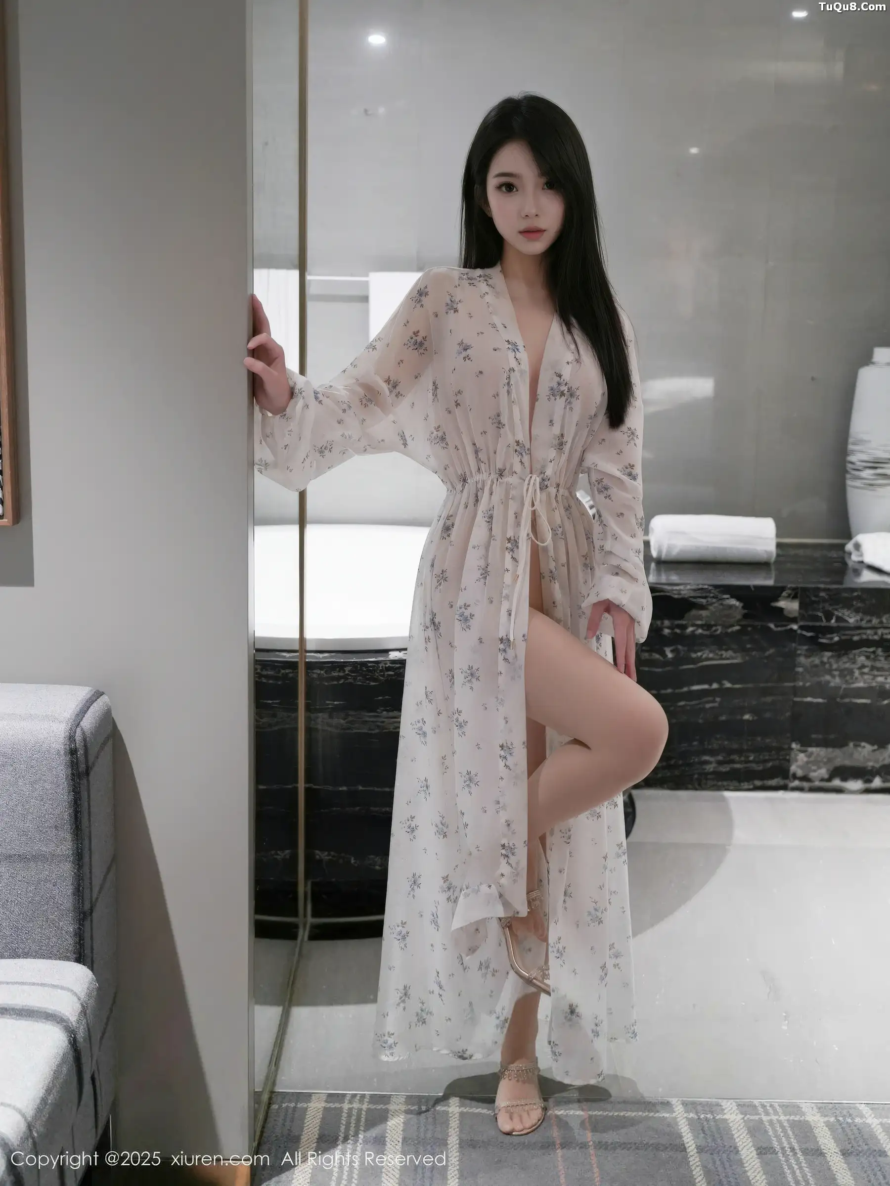 Xrmnw.Vip_烧烧小桃_写真