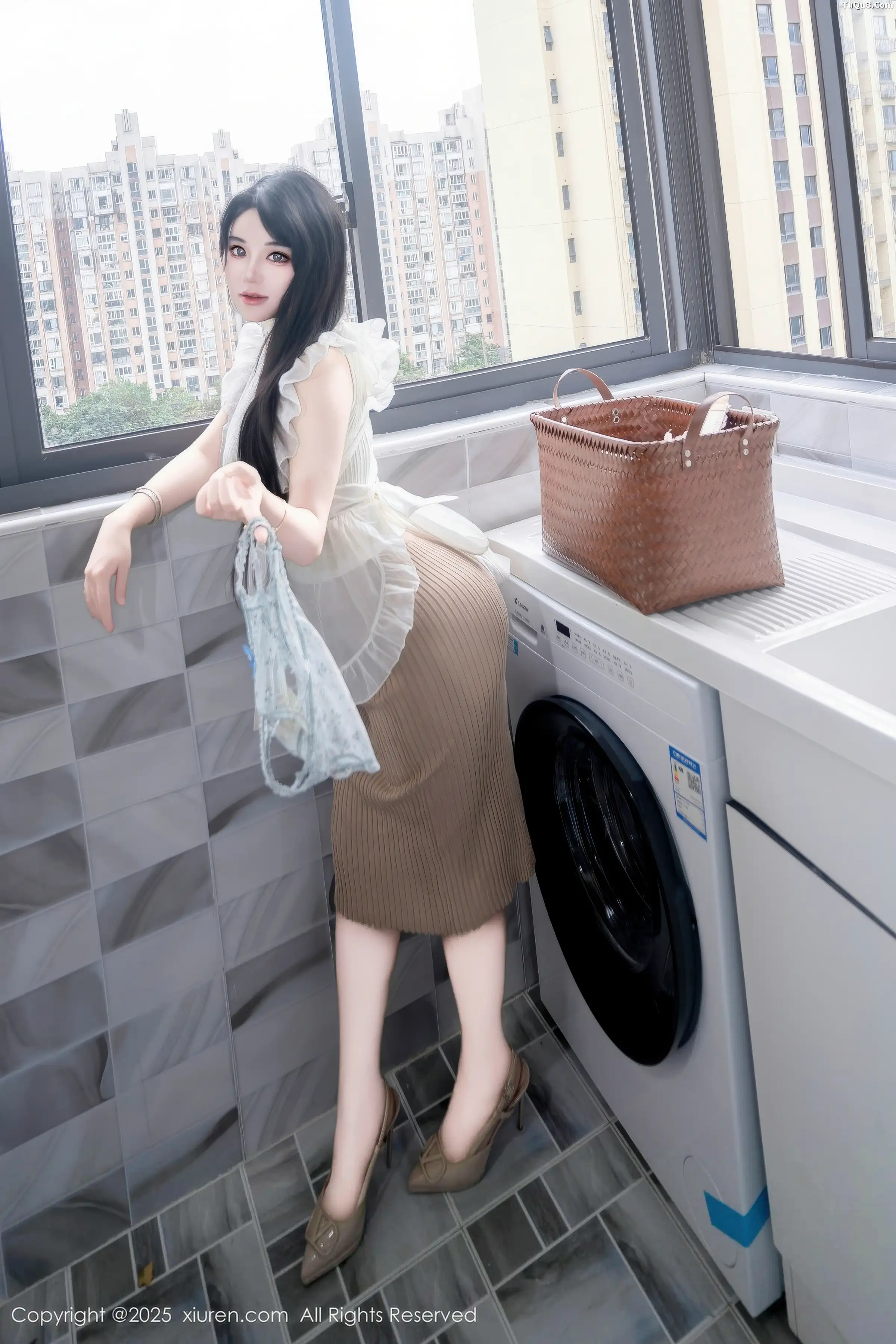 Xrmnw.Vip_汐汐爱吃草莓_写真