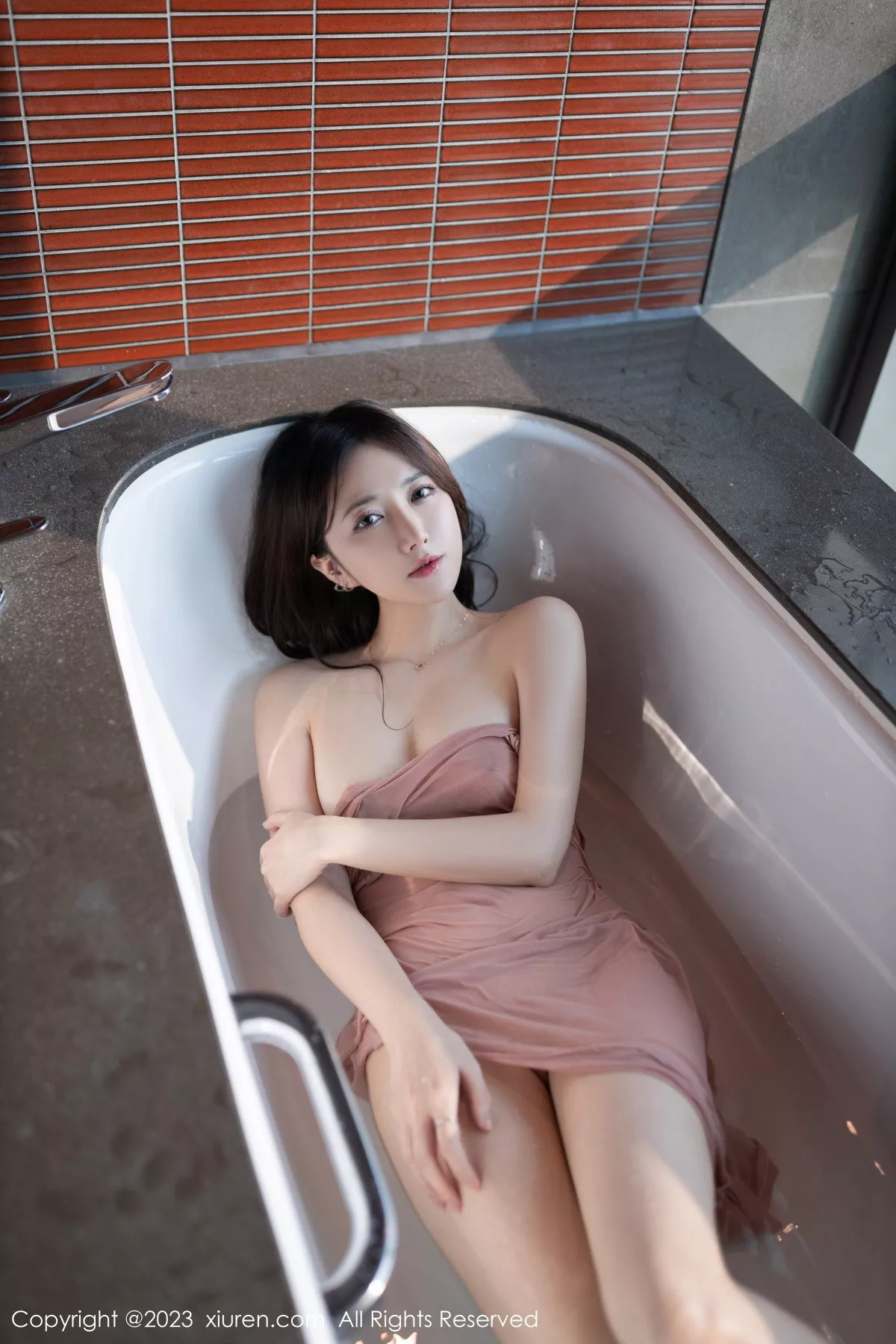 Xrmnw.Vip_鱼子酱_写真